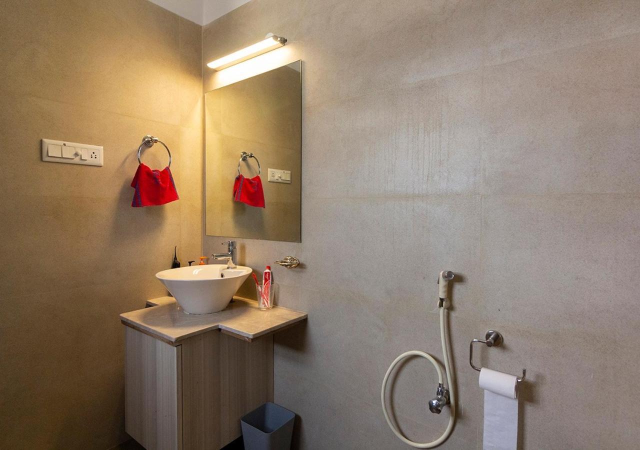 Neelam Bed & Breakfast Kalkuta Zewnętrze zdjęcie